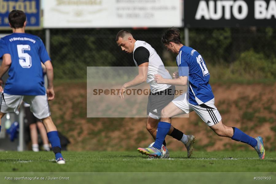 Sportgelände, Triefenstein-Trennfeld, 07.09.2025, sport, action, Fussball, BFV, 8. Spieltag, Kreisklasse Würzburg Gr. 3, FVWA, SVT, FV Wernfeld/Adelsberg, SV Trennfeld - Bild-ID: 2507903