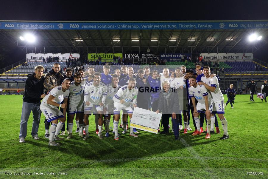 sport, action, Verbandspokal, Stadion am Schönbusch, SVA, SV Viktoria Aschaffenburg, Fussball, FCS, BFV, Aschaffenburg, Achtelfinale, 1. FC Schweinfurt 1905, 09.09.2025 - Bild-ID: 2508012