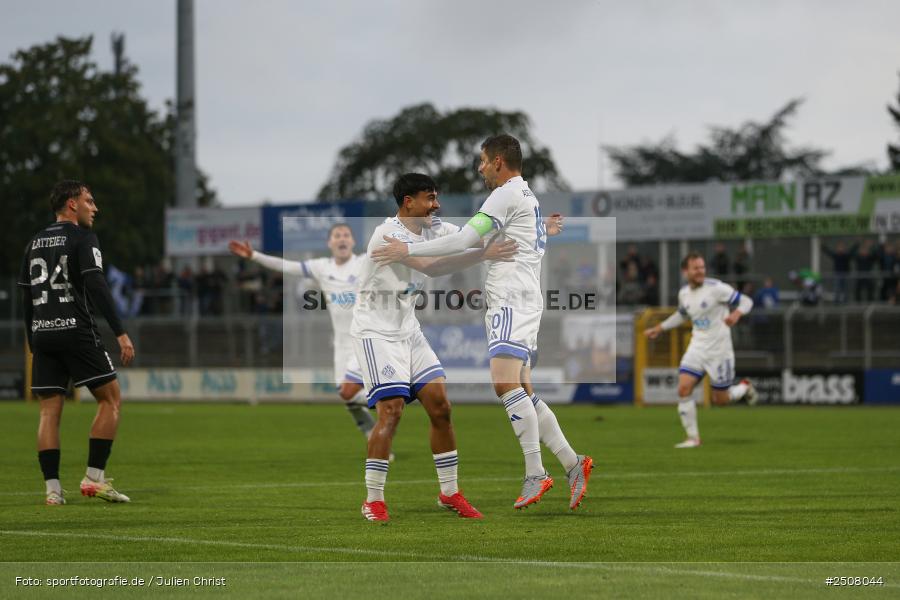 sport, action, Verbandspokal, Stadion am Schönbusch, SVA, SV Viktoria Aschaffenburg, Fussball, FCS, BFV, Aschaffenburg, Achtelfinale, 1. FC Schweinfurt 1905, 09.09.2025 - Bild-ID: 2508044
