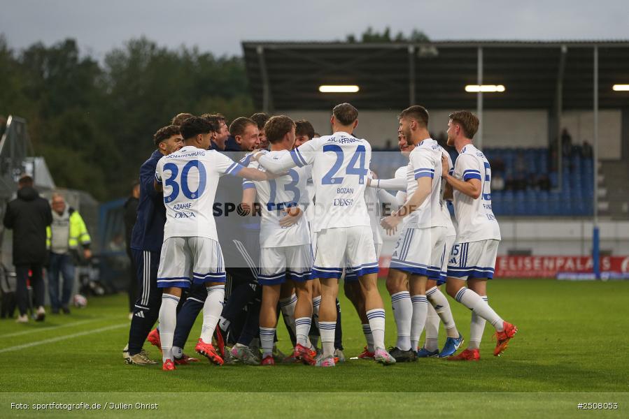 sport, action, Verbandspokal, Stadion am Schönbusch, SVA, SV Viktoria Aschaffenburg, Fussball, FCS, BFV, Aschaffenburg, Achtelfinale, 1. FC Schweinfurt 1905, 09.09.2025 - Bild-ID: 2508053
