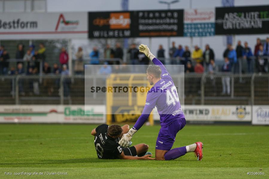 sport, action, Verbandspokal, Stadion am Schönbusch, SVA, SV Viktoria Aschaffenburg, Fussball, FCS, BFV, Aschaffenburg, Achtelfinale, 1. FC Schweinfurt 1905, 09.09.2025 - Bild-ID: 2508056