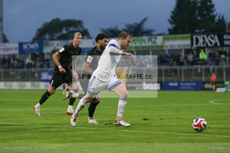 sport, action, Verbandspokal, Stadion am Schönbusch, SVA, SV Viktoria Aschaffenburg, Fussball, FCS, BFV, Aschaffenburg, Achtelfinale, 1. FC Schweinfurt 1905, 09.09.2025 - Bild-ID: 2508067