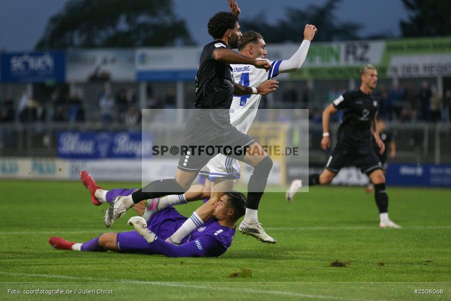 sport, action, Verbandspokal, Stadion am Schönbusch, SVA, SV Viktoria Aschaffenburg, Fussball, FCS, BFV, Aschaffenburg, Achtelfinale, 1. FC Schweinfurt 1905, 09.09.2025 - Bild-ID: 2508068