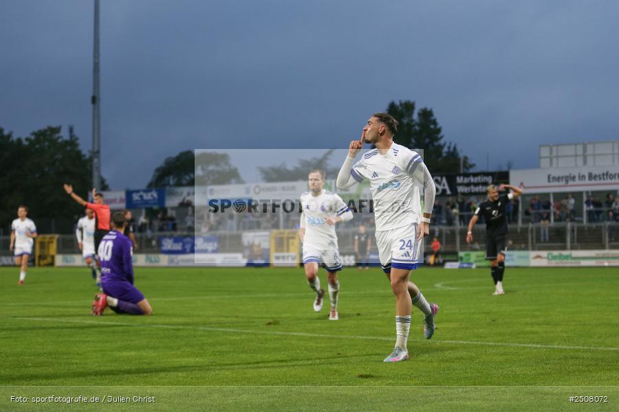 sport, action, Verbandspokal, Stadion am Schönbusch, SVA, SV Viktoria Aschaffenburg, Fussball, FCS, BFV, Aschaffenburg, Achtelfinale, 1. FC Schweinfurt 1905, 09.09.2025 - Bild-ID: 2508072