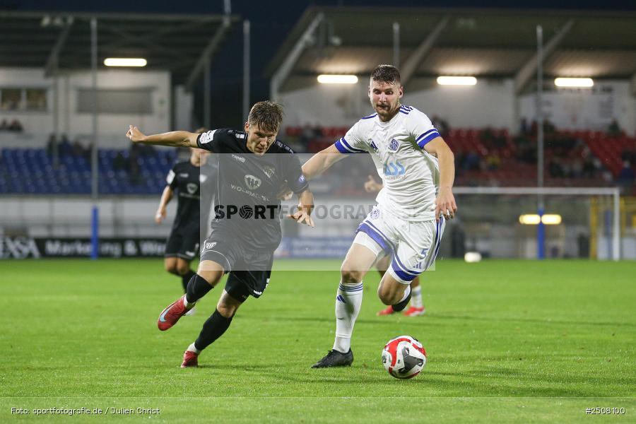 sport, action, Verbandspokal, Stadion am Schönbusch, SVA, SV Viktoria Aschaffenburg, Fussball, FCS, BFV, Aschaffenburg, Achtelfinale, 1. FC Schweinfurt 1905, 09.09.2025 - Bild-ID: 2508100
