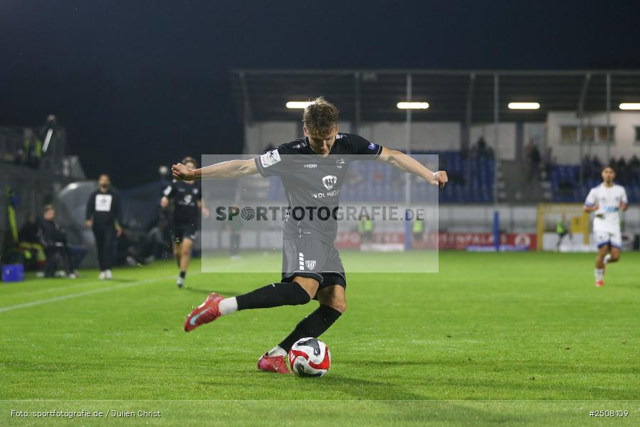 sport, action, Verbandspokal, Stadion am Schönbusch, SVA, SV Viktoria Aschaffenburg, Fussball, FCS, BFV, Aschaffenburg, Achtelfinale, 1. FC Schweinfurt 1905, 09.09.2025 - Bild-ID: 2508109