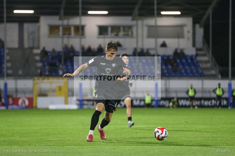 sport, action, Verbandspokal, Stadion am Schönbusch, SVA, SV Viktoria Aschaffenburg, Fussball, FCS, BFV, Aschaffenburg, Achtelfinale, 1. FC Schweinfurt 1905, 09.09.2025 - Bild-ID: 2508114
