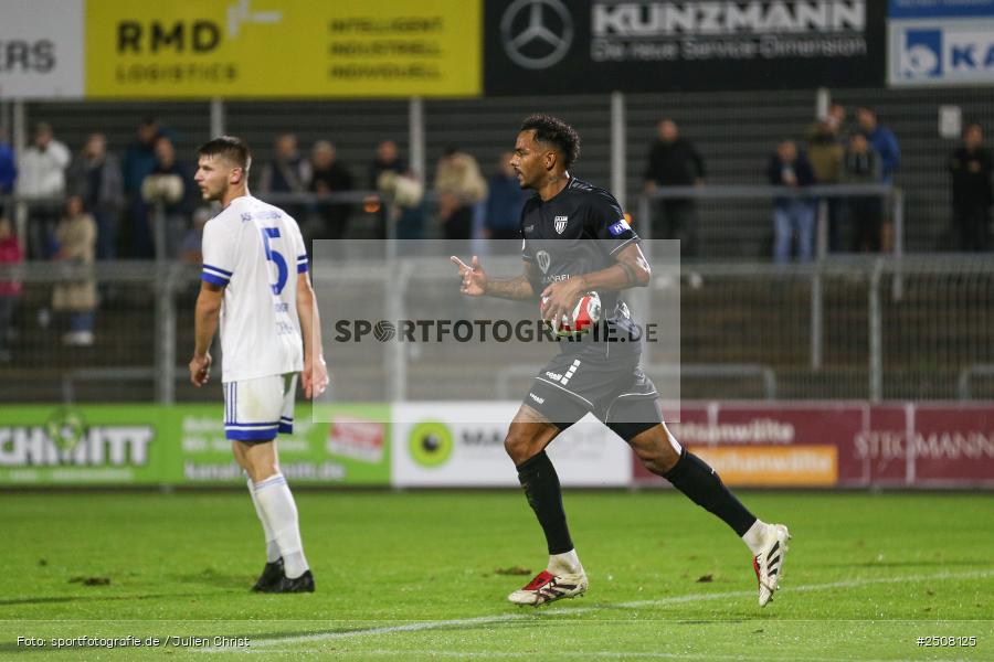 sport, action, Verbandspokal, Stadion am Schönbusch, SVA, SV Viktoria Aschaffenburg, Fussball, FCS, BFV, Aschaffenburg, Achtelfinale, 1. FC Schweinfurt 1905, 09.09.2025 - Bild-ID: 2508125