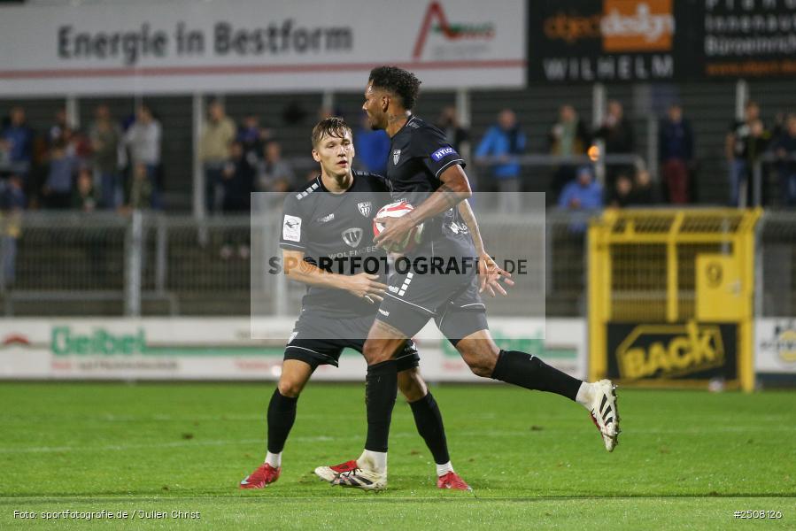 sport, action, Verbandspokal, Stadion am Schönbusch, SVA, SV Viktoria Aschaffenburg, Fussball, FCS, BFV, Aschaffenburg, Achtelfinale, 1. FC Schweinfurt 1905, 09.09.2025 - Bild-ID: 2508126