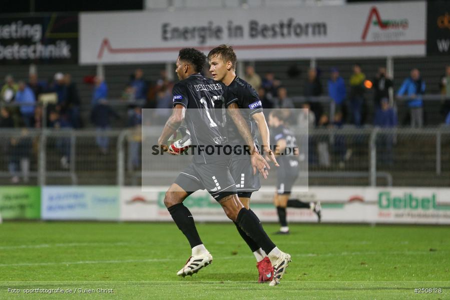 sport, action, Verbandspokal, Stadion am Schönbusch, SVA, SV Viktoria Aschaffenburg, Fussball, FCS, BFV, Aschaffenburg, Achtelfinale, 1. FC Schweinfurt 1905, 09.09.2025 - Bild-ID: 2508128