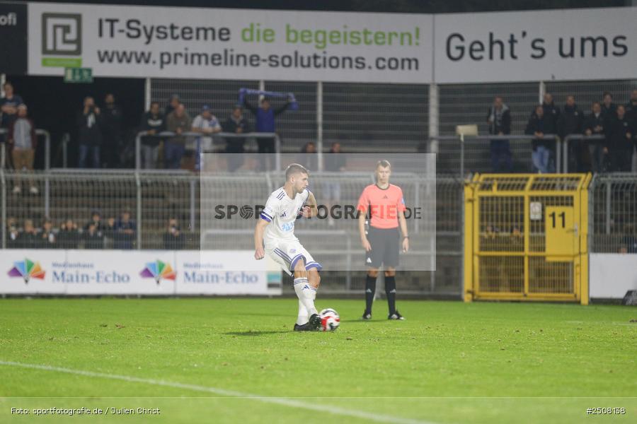 sport, action, Verbandspokal, Stadion am Schönbusch, SVA, SV Viktoria Aschaffenburg, Fussball, FCS, BFV, Aschaffenburg, Achtelfinale, 1. FC Schweinfurt 1905, 09.09.2025 - Bild-ID: 2508138
