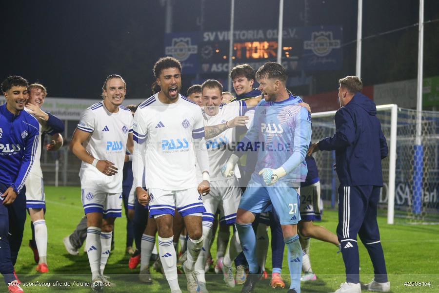 sport, action, Verbandspokal, Stadion am Schönbusch, SVA, SV Viktoria Aschaffenburg, Fussball, FCS, BFV, Aschaffenburg, Achtelfinale, 1. FC Schweinfurt 1905, 09.09.2025 - Bild-ID: 2508164