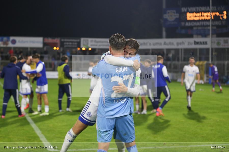 sport, action, Verbandspokal, Stadion am Schönbusch, SVA, SV Viktoria Aschaffenburg, Fussball, FCS, BFV, Aschaffenburg, Achtelfinale, 1. FC Schweinfurt 1905, 09.09.2025 - Bild-ID: 2508169