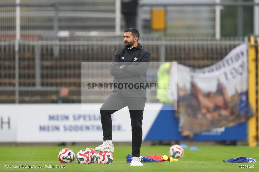 sport, action, Verbandspokal, Stadion am Schönbusch, SVA, SV Viktoria Aschaffenburg, Fussball, FCS, BFV, Aschaffenburg, Achtelfinale, 1. FC Schweinfurt 1905, 09.09.2025 - Bild-ID: 2508210