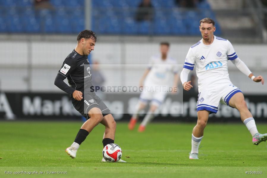 sport, action, Verbandspokal, Stadion am Schönbusch, SVA, SV Viktoria Aschaffenburg, Fussball, FCS, BFV, Aschaffenburg, Achtelfinale, 1. FC Schweinfurt 1905, 09.09.2025 - Bild-ID: 2508232