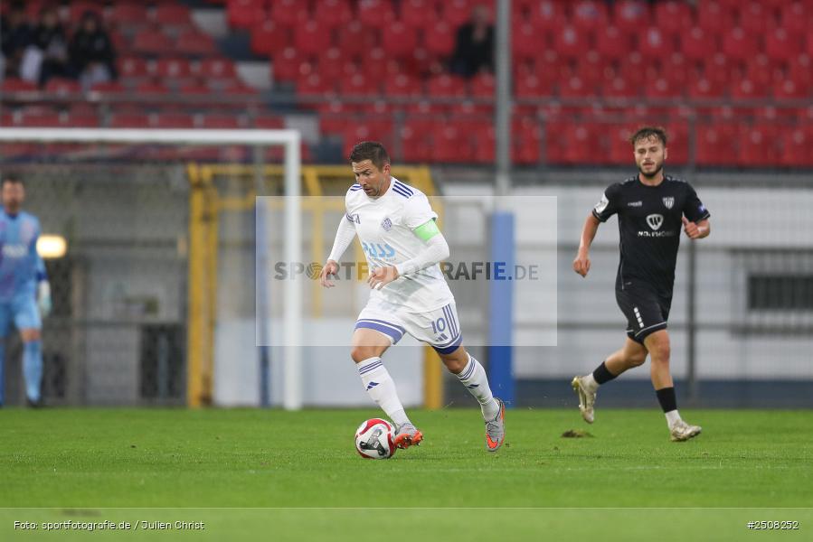 sport, action, Verbandspokal, Stadion am Schönbusch, SVA, SV Viktoria Aschaffenburg, Fussball, FCS, BFV, Aschaffenburg, Achtelfinale, 1. FC Schweinfurt 1905, 09.09.2025 - Bild-ID: 2508252