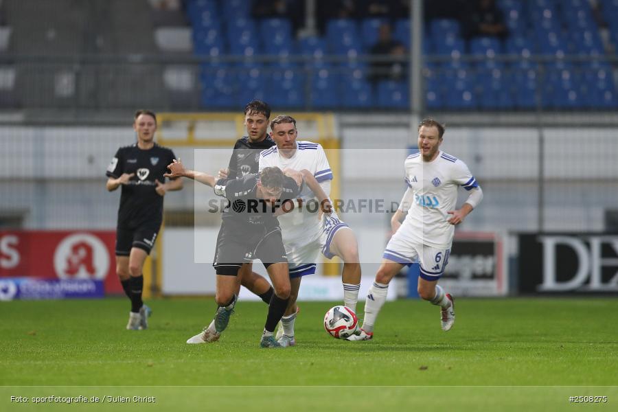 sport, action, Verbandspokal, Stadion am Schönbusch, SVA, SV Viktoria Aschaffenburg, Fussball, FCS, BFV, Aschaffenburg, Achtelfinale, 1. FC Schweinfurt 1905, 09.09.2025 - Bild-ID: 2508275