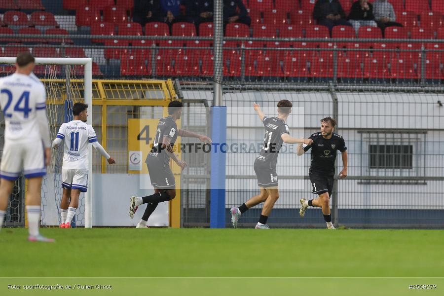 sport, action, Verbandspokal, Stadion am Schönbusch, SVA, SV Viktoria Aschaffenburg, Fussball, FCS, BFV, Aschaffenburg, Achtelfinale, 1. FC Schweinfurt 1905, 09.09.2025 - Bild-ID: 2508279