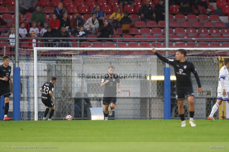 sport, action, Verbandspokal, Stadion am Schönbusch, SVA, SV Viktoria Aschaffenburg, Fussball, FCS, BFV, Aschaffenburg, Achtelfinale, 1. FC Schweinfurt 1905, 09.09.2025 - Bild-ID: 2508283
