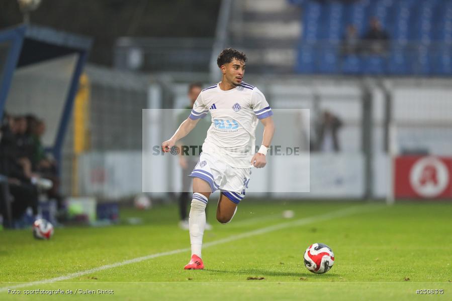 sport, action, Verbandspokal, Stadion am Schönbusch, SVA, SV Viktoria Aschaffenburg, Fussball, FCS, BFV, Aschaffenburg, Achtelfinale, 1. FC Schweinfurt 1905, 09.09.2025 - Bild-ID: 2508315
