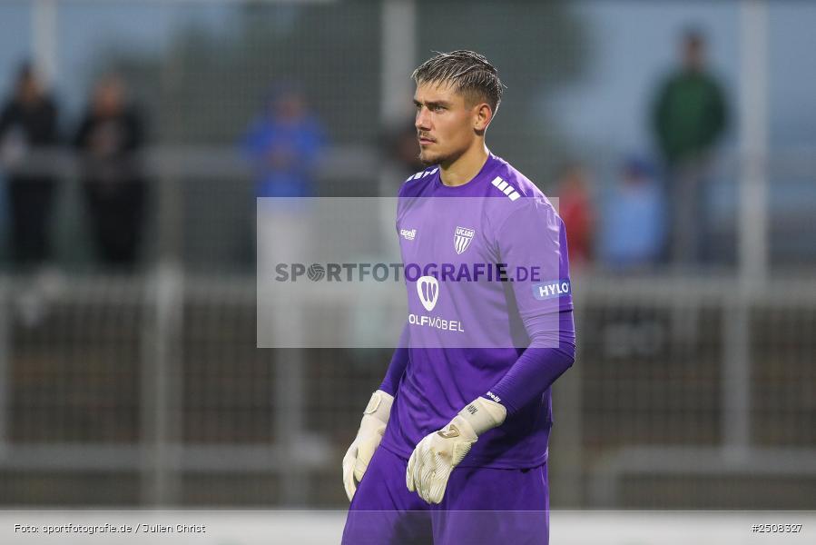 sport, action, Verbandspokal, Stadion am Schönbusch, SVA, SV Viktoria Aschaffenburg, Fussball, FCS, BFV, Aschaffenburg, Achtelfinale, 1. FC Schweinfurt 1905, 09.09.2025 - Bild-ID: 2508327