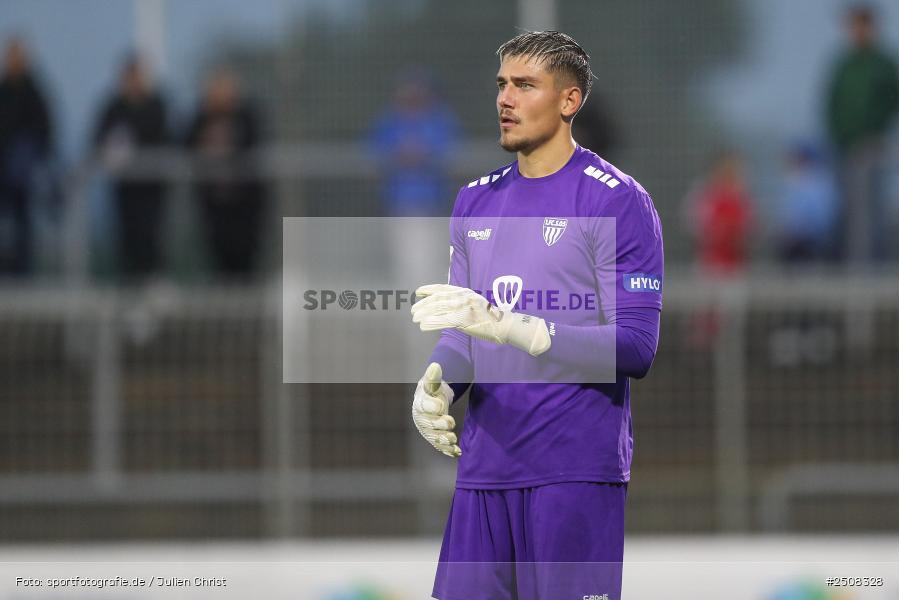 sport, action, Verbandspokal, Stadion am Schönbusch, SVA, SV Viktoria Aschaffenburg, Fussball, FCS, BFV, Aschaffenburg, Achtelfinale, 1. FC Schweinfurt 1905, 09.09.2025 - Bild-ID: 2508328