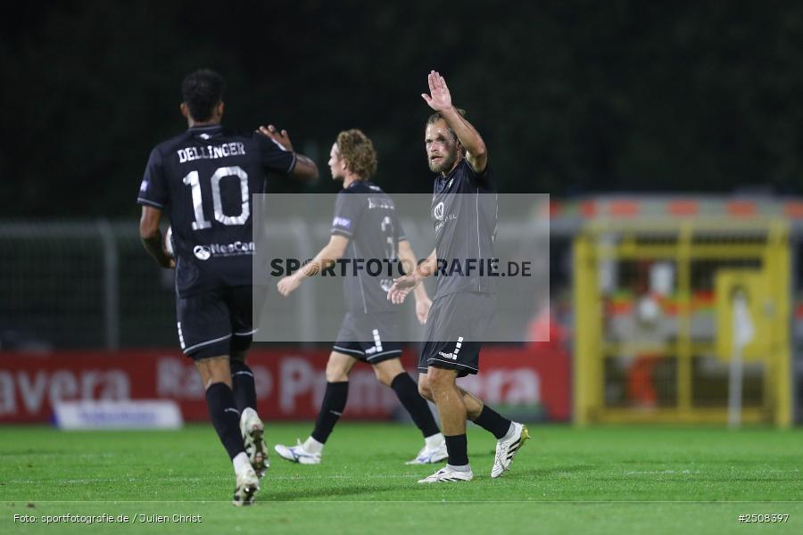 sport, action, Verbandspokal, Stadion am Schönbusch, SVA, SV Viktoria Aschaffenburg, Fussball, FCS, BFV, Aschaffenburg, Achtelfinale, 1. FC Schweinfurt 1905, 09.09.2025 - Bild-ID: 2508397