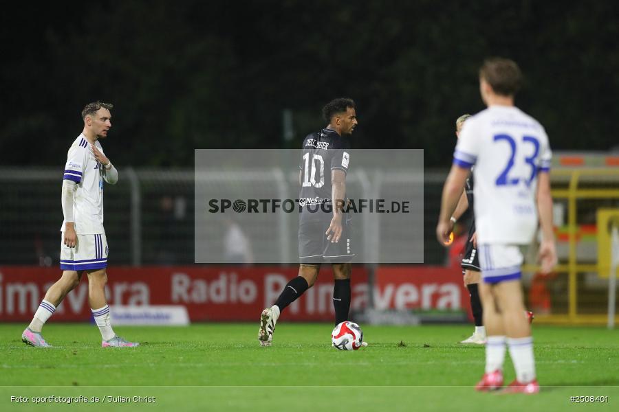 sport, action, Verbandspokal, Stadion am Schönbusch, SVA, SV Viktoria Aschaffenburg, Fussball, FCS, BFV, Aschaffenburg, Achtelfinale, 1. FC Schweinfurt 1905, 09.09.2025 - Bild-ID: 2508401