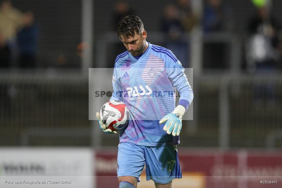 sport, action, Verbandspokal, Stadion am Schönbusch, SVA, SV Viktoria Aschaffenburg, Fussball, FCS, BFV, Aschaffenburg, Achtelfinale, 1. FC Schweinfurt 1905, 09.09.2025 - Bild-ID: 2508411