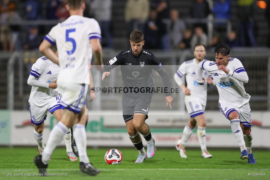 sport, action, Verbandspokal, Stadion am Schönbusch, SVA, SV Viktoria Aschaffenburg, Fussball, FCS, BFV, Aschaffenburg, Achtelfinale, 1. FC Schweinfurt 1905, 09.09.2025 - Bild-ID: 2508454
