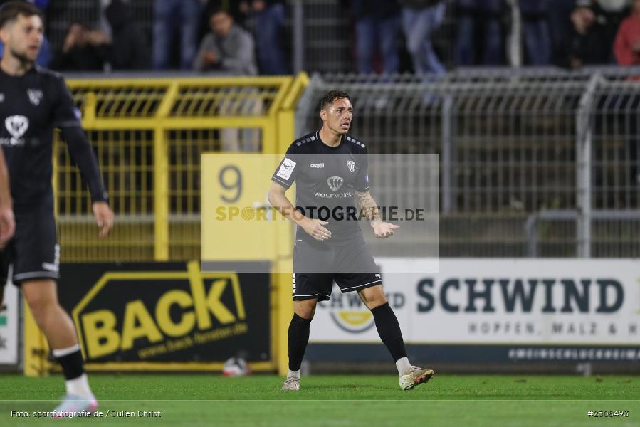 sport, action, Verbandspokal, Stadion am Schönbusch, SVA, SV Viktoria Aschaffenburg, Fussball, FCS, BFV, Aschaffenburg, Achtelfinale, 1. FC Schweinfurt 1905, 09.09.2025 - Bild-ID: 2508493