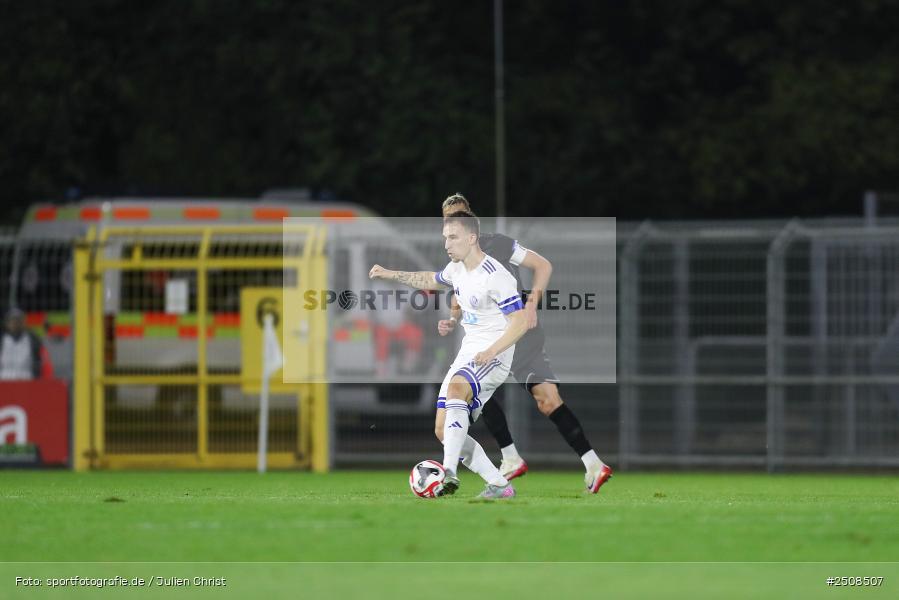 sport, action, Verbandspokal, Stadion am Schönbusch, SVA, SV Viktoria Aschaffenburg, Fussball, FCS, BFV, Aschaffenburg, Achtelfinale, 1. FC Schweinfurt 1905, 09.09.2025 - Bild-ID: 2508507 sport, action, Verbandspokal, Stadion am Schönbusch, SVA, SV Viktoria Aschaffenburg, Fussball, FCS, BFV, Aschaffenburg, Achtelfinale, 1. FC Schweinfurt 1905, 09.09.2025 - Bild-ID: 2508507