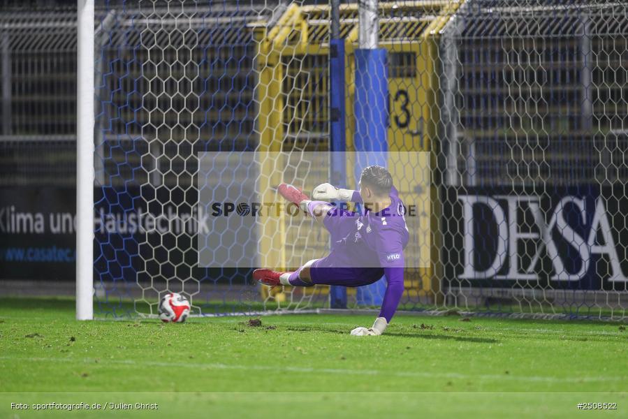 sport, action, Verbandspokal, Stadion am Schönbusch, SVA, SV Viktoria Aschaffenburg, Fussball, FCS, BFV, Aschaffenburg, Achtelfinale, 1. FC Schweinfurt 1905, 09.09.2025 - Bild-ID: 2508522