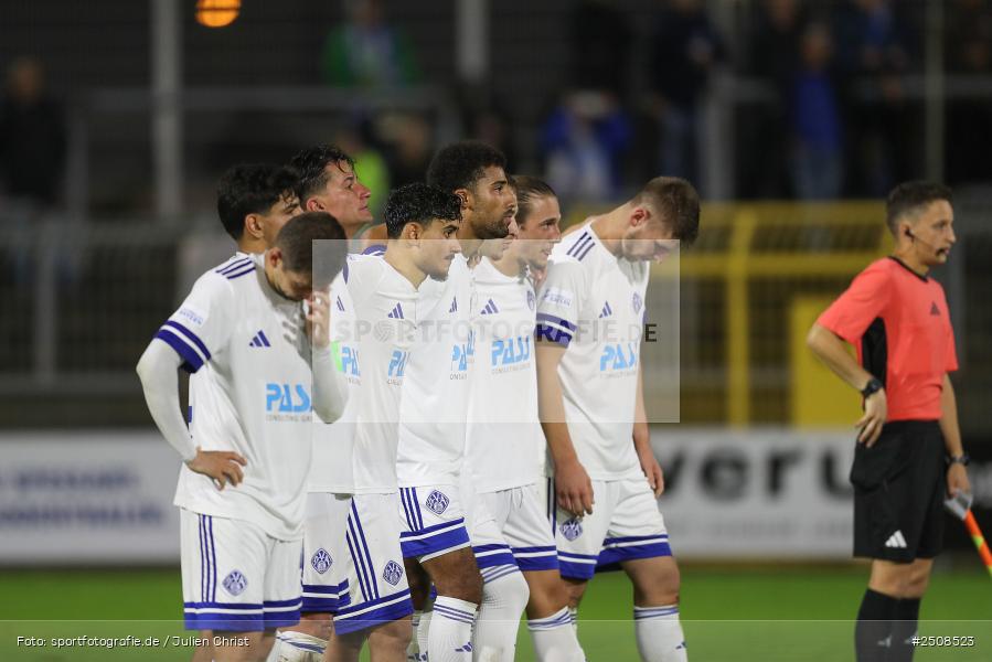 sport, action, Verbandspokal, Stadion am Schönbusch, SVA, SV Viktoria Aschaffenburg, Fussball, FCS, BFV, Aschaffenburg, Achtelfinale, 1. FC Schweinfurt 1905, 09.09.2025 - Bild-ID: 2508523