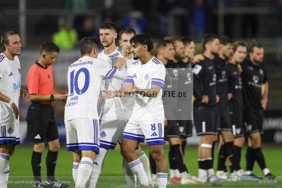 sport, action, Verbandspokal, Stadion am Schönbusch, SVA, SV Viktoria Aschaffenburg, Fussball, FCS, BFV, Aschaffenburg, Achtelfinale, 1. FC Schweinfurt 1905, 09.09.2025 - Bild-ID: 2508528