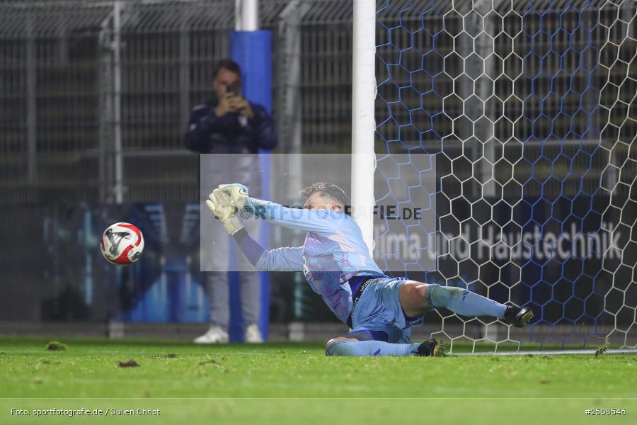 sport, action, Verbandspokal, Stadion am Schönbusch, SVA, SV Viktoria Aschaffenburg, Fussball, FCS, BFV, Aschaffenburg, Achtelfinale, 1. FC Schweinfurt 1905, 09.09.2025 - Bild-ID: 2508546