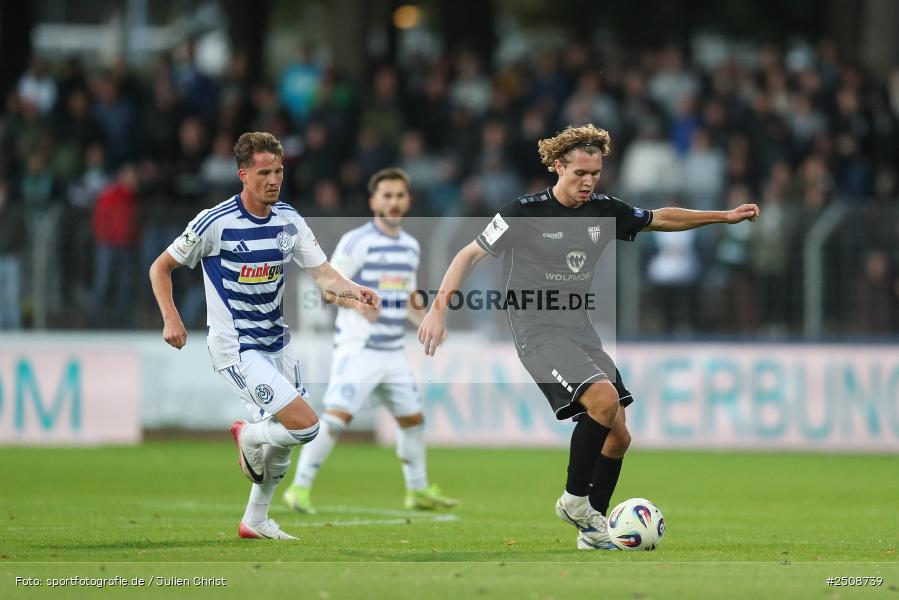 sport, action, Schweinfurt, Sachs-Stadion, MSV Duisburg, MSV, Fussball, FCS, DFB, 6. Spieltag, 3. Liga, 16.09.2025, 1. FC Schweinfurt 1905 - Bild-ID: 2508739