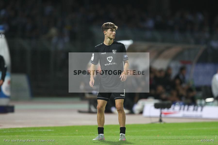 sport, action, Schweinfurt, Sachs-Stadion, MSV Duisburg, MSV, Fussball, FCS, DFB, 6. Spieltag, 3. Liga, 16.09.2025, 1. FC Schweinfurt 1905 - Bild-ID: 2508918
