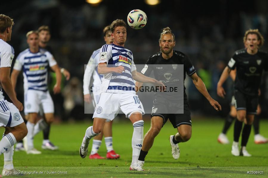 sport, action, Schweinfurt, Sachs-Stadion, MSV Duisburg, MSV, Fussball, FCS, DFB, 6. Spieltag, 3. Liga, 16.09.2025, 1. FC Schweinfurt 1905 - Bild-ID: 2508921