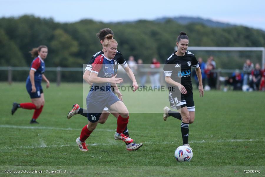 sport, action, Sportgelände, Hiscox Bezirkspokal Unterfranken, Fussball, FVgg Kickers Aschaffenburg, FVG, FFC Adelsberg-Karsbach, FFC, BFV, Adelsberg, Achtelfinale, 17.09.2025 - Bild-ID: 2508978