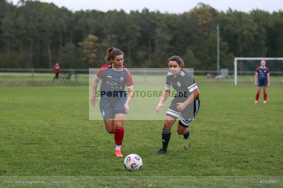 sport, action, Sportgelände, Hiscox Bezirkspokal Unterfranken, Fussball, FVgg Kickers Aschaffenburg, FVG, FFC Adelsberg-Karsbach, FFC, BFV, Adelsberg, Achtelfinale, 17.09.2025 - Bild-ID: 2508992