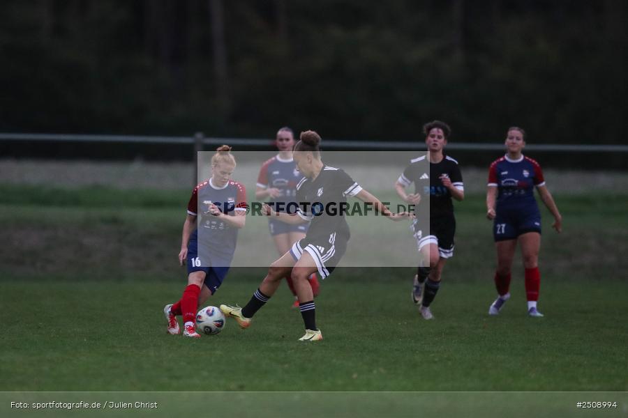 sport, action, Sportgelände, Hiscox Bezirkspokal Unterfranken, Fussball, FVgg Kickers Aschaffenburg, FVG, FFC Adelsberg-Karsbach, FFC, BFV, Adelsberg, Achtelfinale, 17.09.2025 - Bild-ID: 2508994