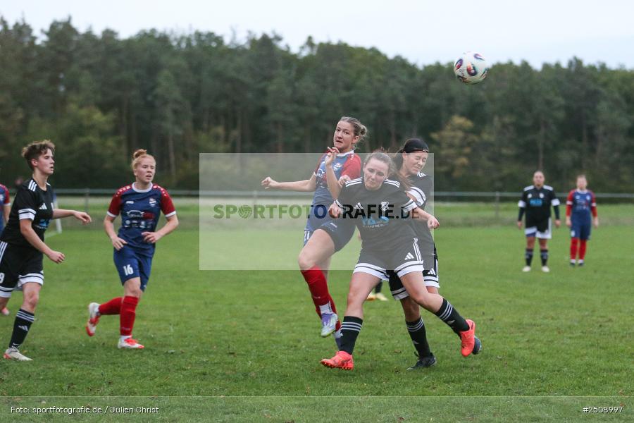 sport, action, Sportgelände, Hiscox Bezirkspokal Unterfranken, Fussball, FVgg Kickers Aschaffenburg, FVG, FFC Adelsberg-Karsbach, FFC, BFV, Adelsberg, Achtelfinale, 17.09.2025 - Bild-ID: 2508997