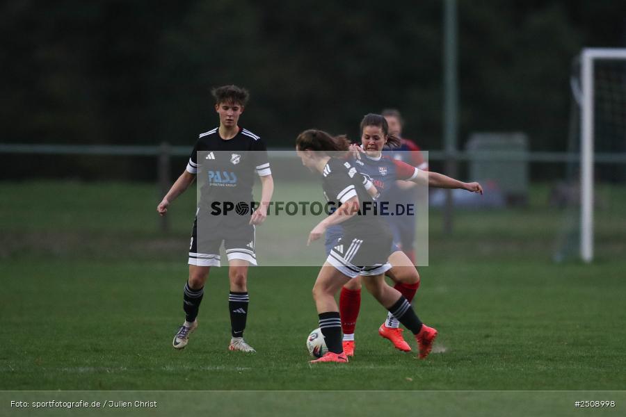 sport, action, Sportgelände, Hiscox Bezirkspokal Unterfranken, Fussball, FVgg Kickers Aschaffenburg, FVG, FFC Adelsberg-Karsbach, FFC, BFV, Adelsberg, Achtelfinale, 17.09.2025 - Bild-ID: 2508998
