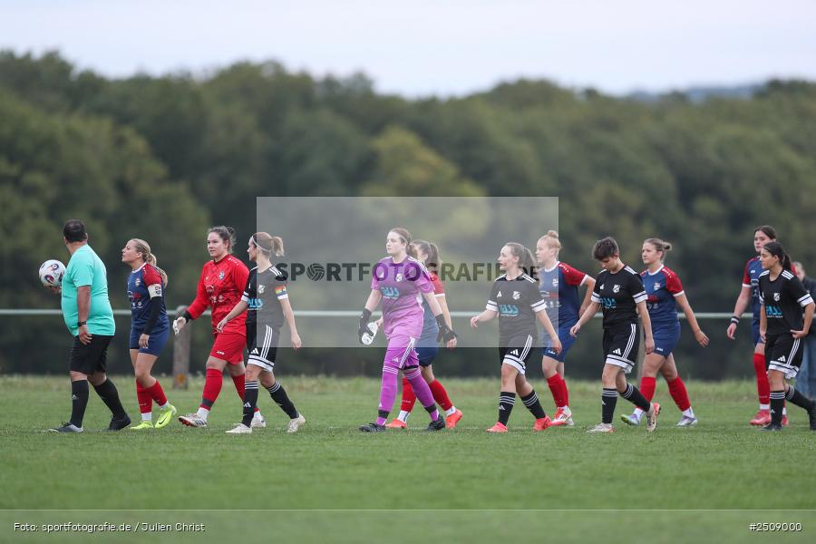 sport, action, Sportgelände, Hiscox Bezirkspokal Unterfranken, Fussball, FVgg Kickers Aschaffenburg, FVG, FFC Adelsberg-Karsbach, FFC, BFV, Adelsberg, Achtelfinale, 17.09.2025 - Bild-ID: 2509000