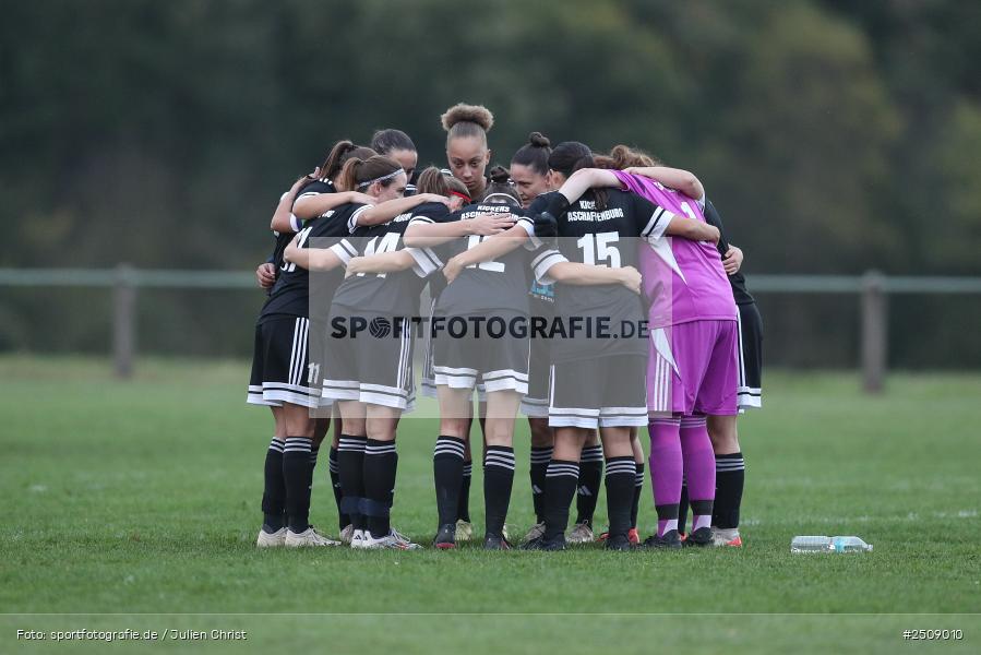 sport, action, Sportgelände, Hiscox Bezirkspokal Unterfranken, Fussball, FVgg Kickers Aschaffenburg, FVG, FFC Adelsberg-Karsbach, FFC, BFV, Adelsberg, Achtelfinale, 17.09.2025 - Bild-ID: 2509010