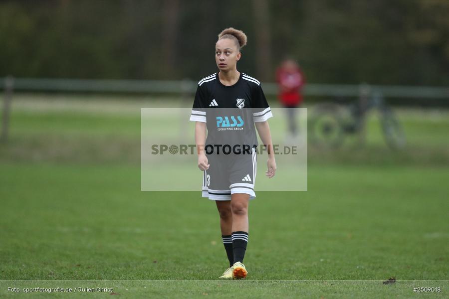 sport, action, Sportgelände, Hiscox Bezirkspokal Unterfranken, Fussball, FVgg Kickers Aschaffenburg, FVG, FFC Adelsberg-Karsbach, FFC, BFV, Adelsberg, Achtelfinale, 17.09.2025 - Bild-ID: 2509018