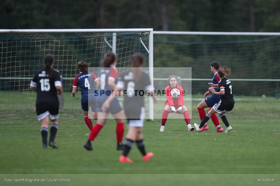 sport, action, Sportgelände, Hiscox Bezirkspokal Unterfranken, Fussball, FVgg Kickers Aschaffenburg, FVG, FFC Adelsberg-Karsbach, FFC, BFV, Adelsberg, Achtelfinale, 17.09.2025 - Bild-ID: 2509041
