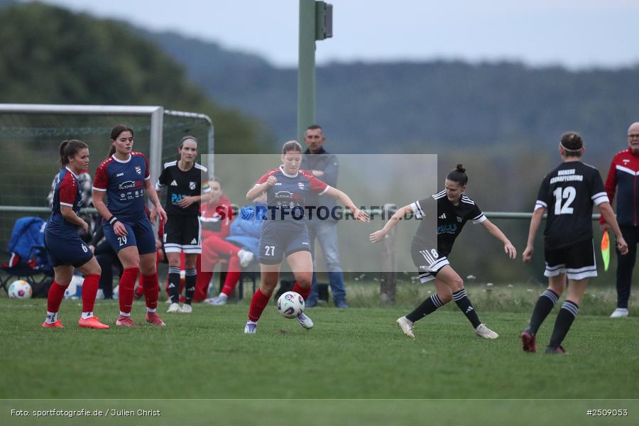 sport, action, Sportgelände, Hiscox Bezirkspokal Unterfranken, Fussball, FVgg Kickers Aschaffenburg, FVG, FFC Adelsberg-Karsbach, FFC, BFV, Adelsberg, Achtelfinale, 17.09.2025 - Bild-ID: 2509053