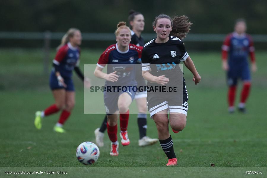 sport, action, Sportgelände, Hiscox Bezirkspokal Unterfranken, Fussball, FVgg Kickers Aschaffenburg, FVG, FFC Adelsberg-Karsbach, FFC, BFV, Adelsberg, Achtelfinale, 17.09.2025 - Bild-ID: 2509076